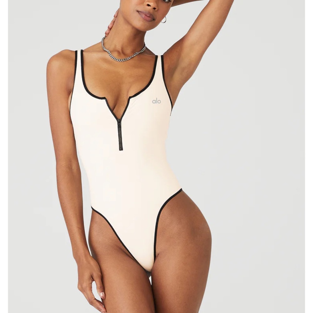 Alo supernova bodysuit size M